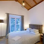 Haus Aquila Appartement *