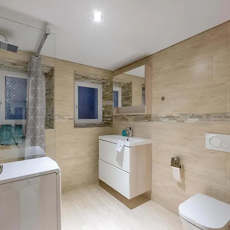Haus Aquila Apartman Sankt Niklaus